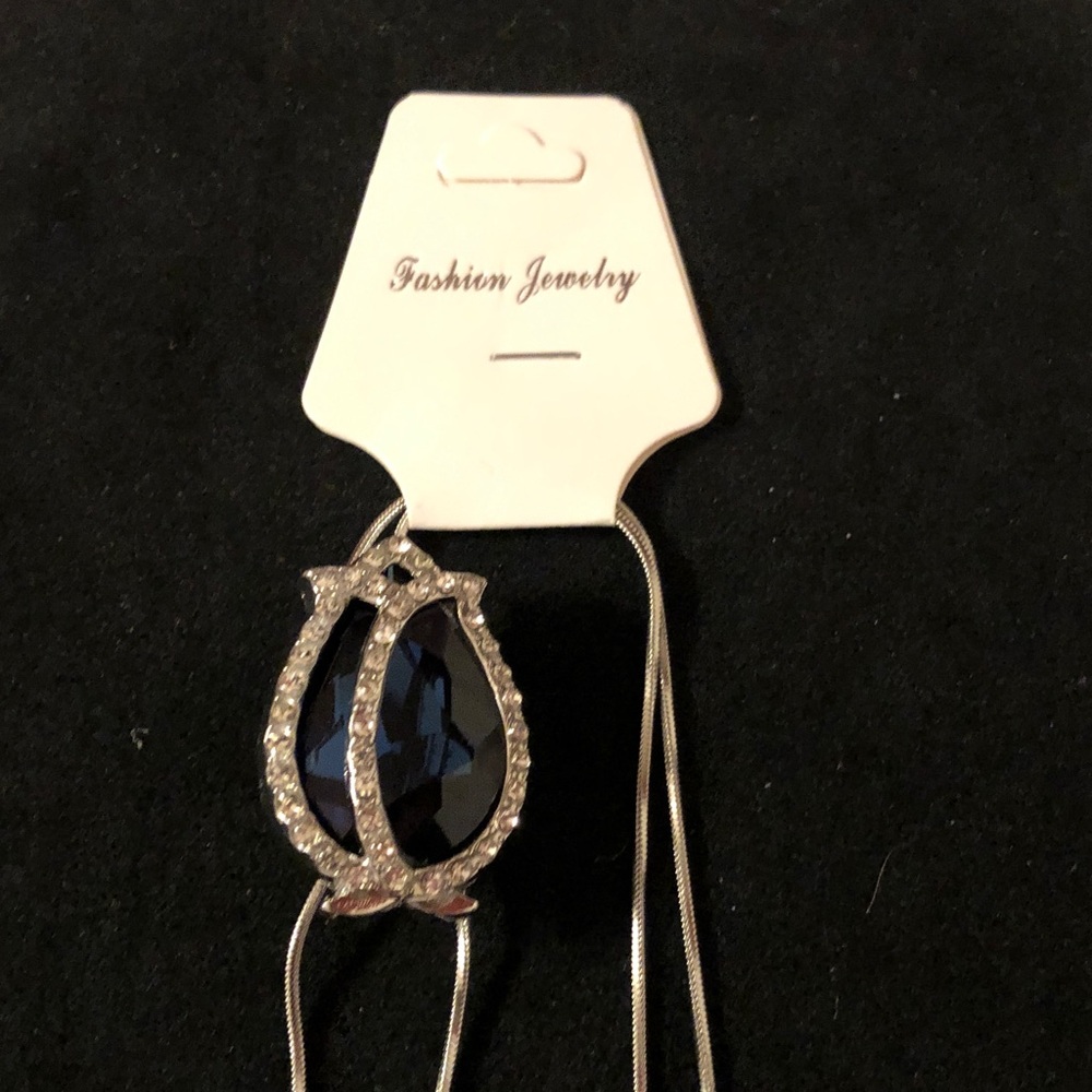 Fashion Jewelry Silver Necklace/Bolo with Deep Blue Teardrop Rose 34”